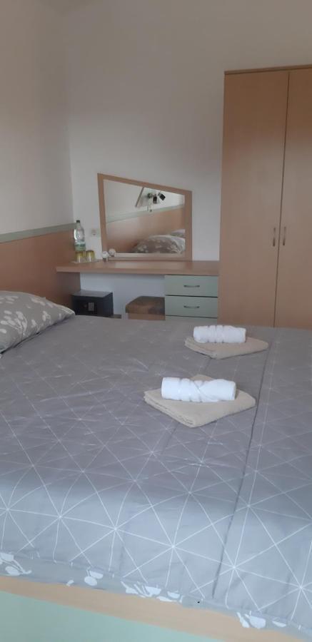 Apartments & Rooms Villa Adamovic Umag Exterior foto